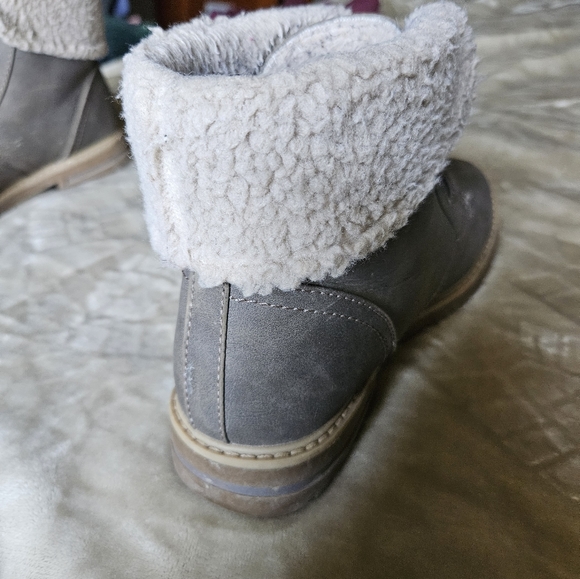 Sonoma Boots - Picture 9 of 13